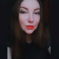 Viktoria_Adams